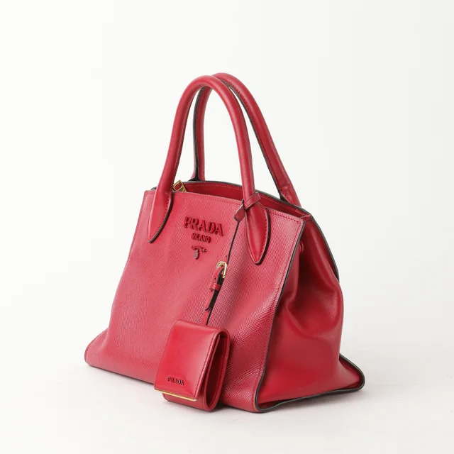 Prada Saffiano Cuir Monochrome Bag in Saffiano leather from A Retro Tale, photo 2 of 8