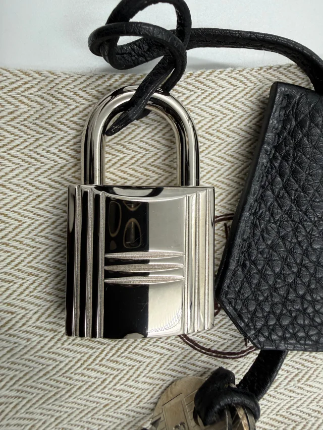 LONDON LOCATED* PRELOVED HERMÈS JPG SHOULDER BIRKIN BLACK Togo Leather in Black Togo leather from Luxury Promise, photo 28 of 31