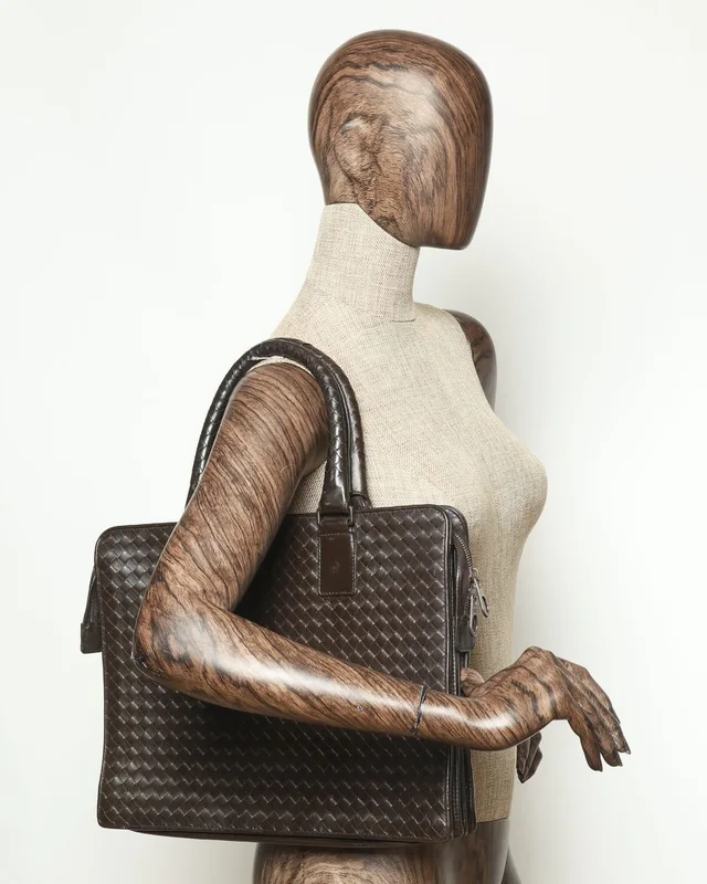 Bottega Veneta Intrecciato Briefcase Bag in Woven leather from A Retro Tale, photo 8 of 8