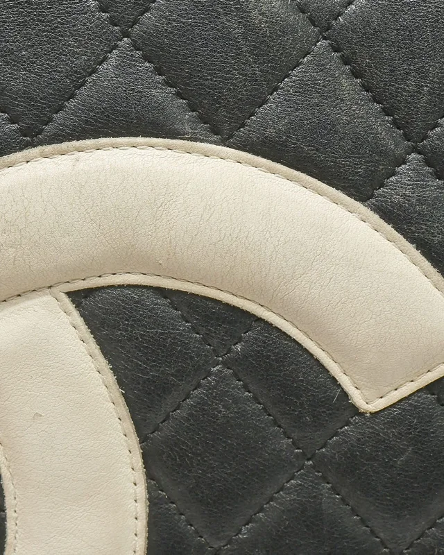 Chanel Cambon Tote Bag in Leather from A Retro Tale, photo 6 of 10