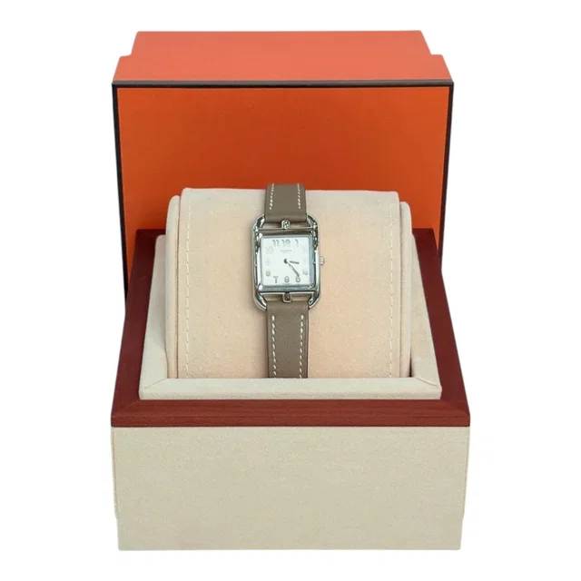 Hermès Cape Cod watch, Small Model, 31 mm Watch from Luxury Promise