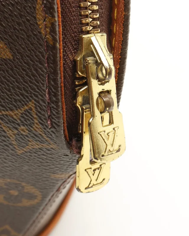 Louis Vuitton Monogram Ellipse PM Bag in Coated canvas from A Retro Tale, photo 8 of 12