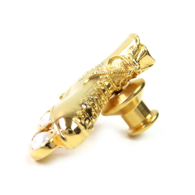 Chanel Brooch Roller Skates Brooch in Gold Others from LuxUness, photo 3 of 5