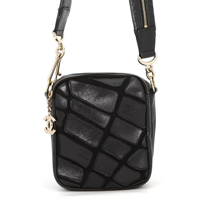 Chanel Mini Shoulder Bag Black Leather in Black Leather from GALLERY RARE