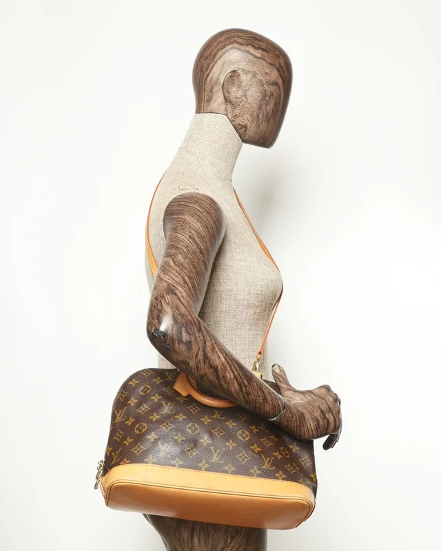 Louis Vuitton Vernis Alma PM Bag in Leather from A Retro Tale, photo 13 of 13