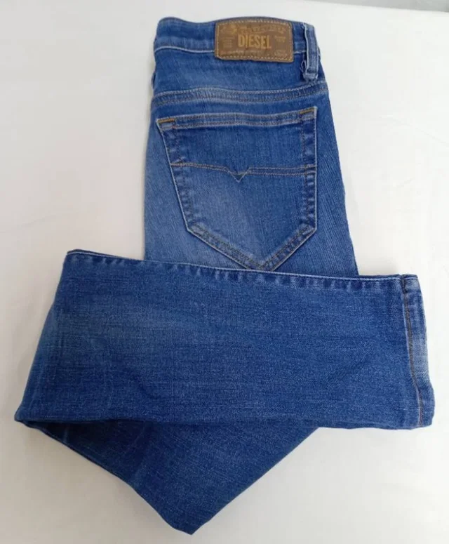Diesel Skinny Jeans W26 L30 Skinzee Super Size: 26 in Blue Denim from Oxfam Online Shop