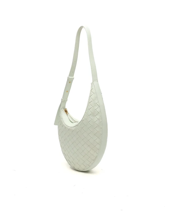 Bottega Veneta Small Intrecciato Drop Bag in Woven leather from A Retro Tale, photo 3 of 9