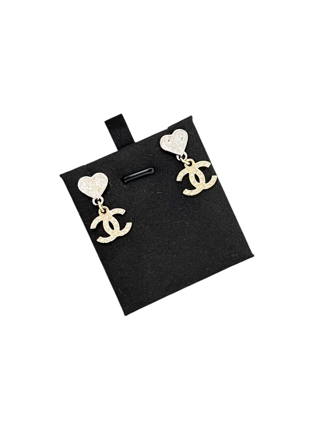 Chanel pierced heart earrings with cocomark C25V Box in Leather from Luxury Promise