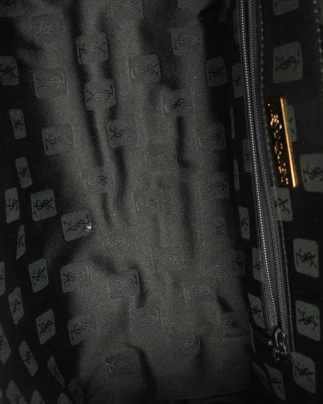Saint Laurent Yves Flap Bag in Leather from A Retro Tale, photo 8 of 10