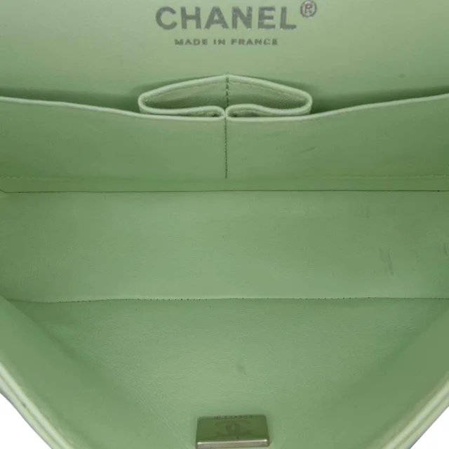 Chanel Timeless Chevron Small Lamb Green in Green Lambskin from SACLÀB, photo 2 of 2