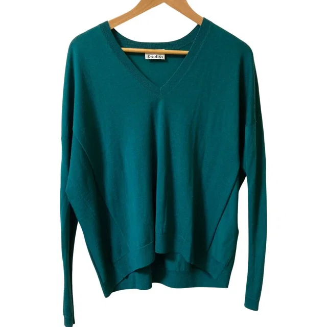 Acne Studios V-Neck Knitwear from LuxUness