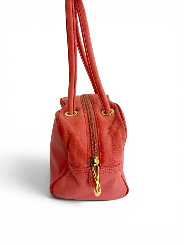 Loewe Pink Leather Anagram Small Handle Bag in Pink Leather from Season 2 Consign, photo 4 of 14