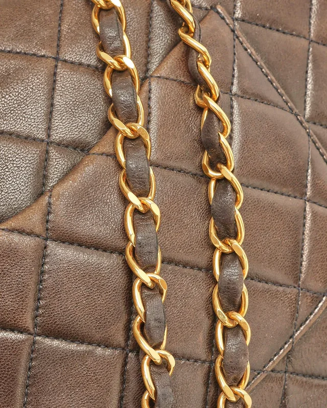 Chanel Classic Medium Double Flap Bag in Leather from A Retro Tale, photo 6 of 12