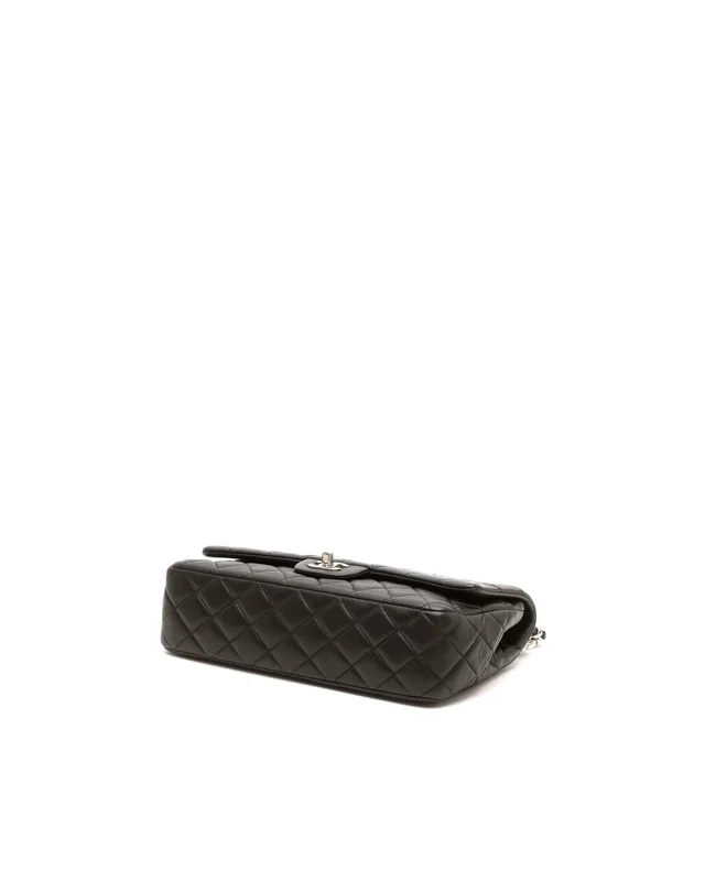 Chanel Medium Valentine Single Flap Bag in Leather from A Retro Tale, photo 5 of 9