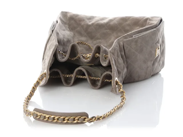 Chanel Medium Gray Suede 25 Bag in Grey Suede from Ann's Fabulous Finds, photo 7 of 9