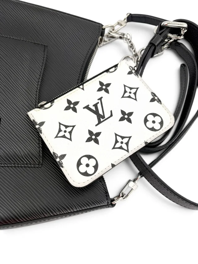Louis Vuitton Black Epi Marelle Two Way in Black Leather from Season 2 Consign, photo 9 of 10