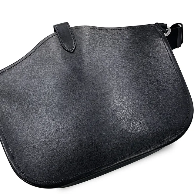 Hermès Messenger Attrage Black Evergrain Canvas in Black Canvas from GALLERY RARE, photo 7 of 16