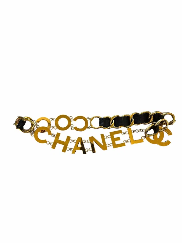 Chanel Vintage Gold & Leather Chain Belt 93A in Gold Leather from Luxury Promise