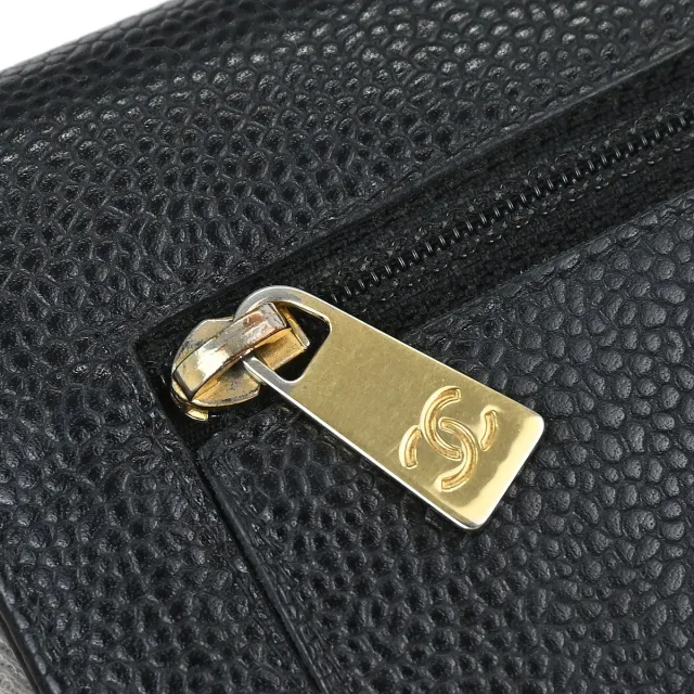 Chanel Timeless Cc French Caviar Black Calfskin Accessory in Black Caviar leather from HEWI, photo 6 of 15