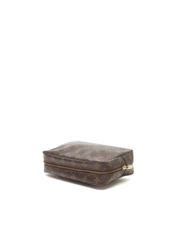 Louis Vuitton Monogram Toiletry Pouch 23 in Coated canvas from A Retro Tale, photo 4 of 8