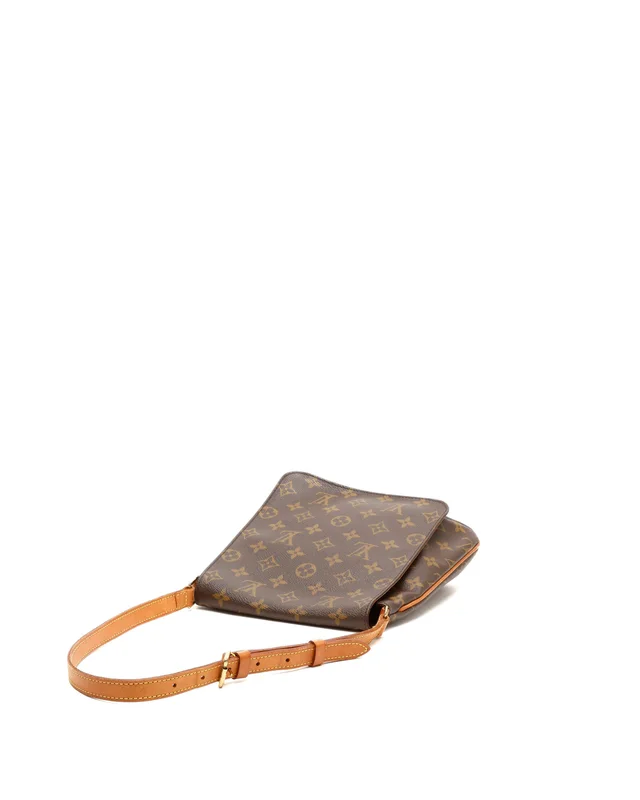 Louis Vuitton Monogram Musette Salsa Bag in Coated canvas from A Retro Tale, photo 4 of 9