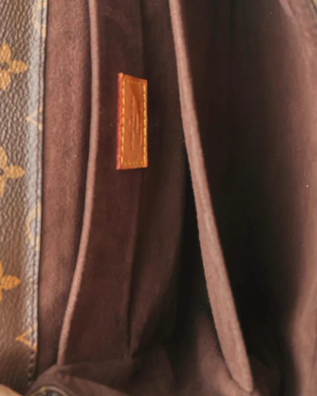 Louis Vuitton Monogram Pochette Métis Bag in Coated canvas from A Retro Tale, photo 7 of 9