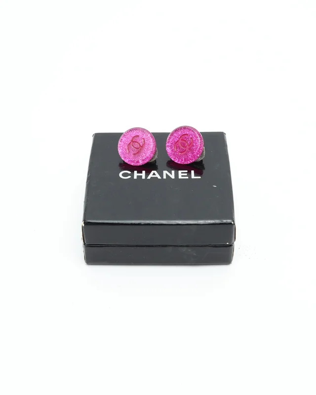 Chanel Coco Mark Resin Clip-on Earrings in Resin from A Retro Tale, photo 2 of 4