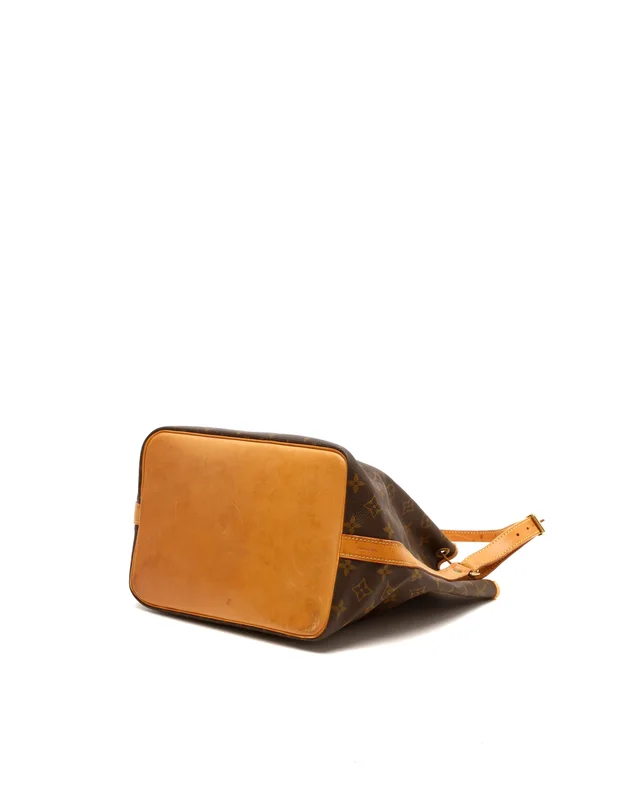 Louis Vuitton Monogram Petit Noé Bag in Coated canvas from A Retro Tale, photo 5 of 12