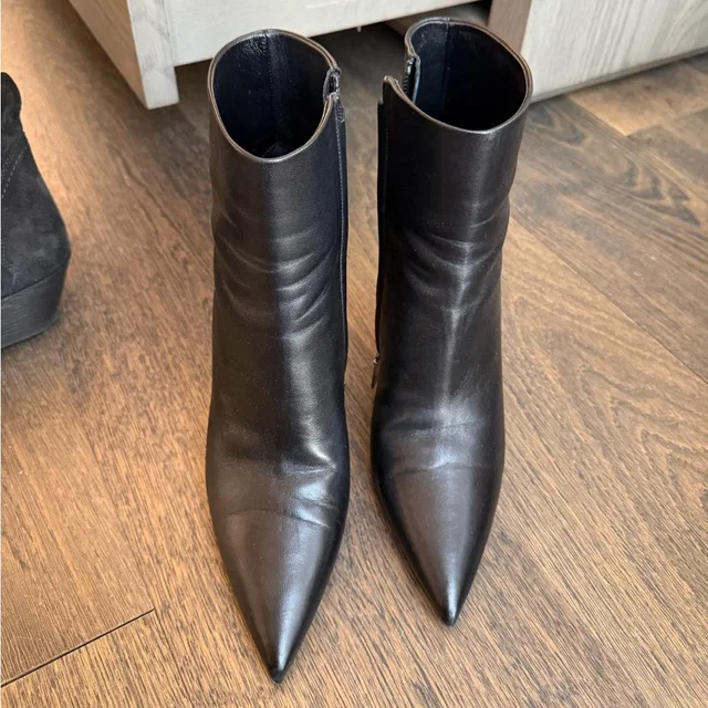 Saint Laurent Kiki Black Leather Ankle Boots 39 in black Leather from Poshmark