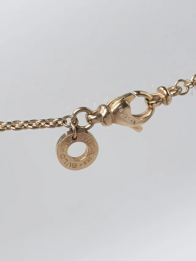 Bvlgari 18k Gold B.Zero1 Small Pendant Necklace in Gold from Yoogis, photo 5 of 8