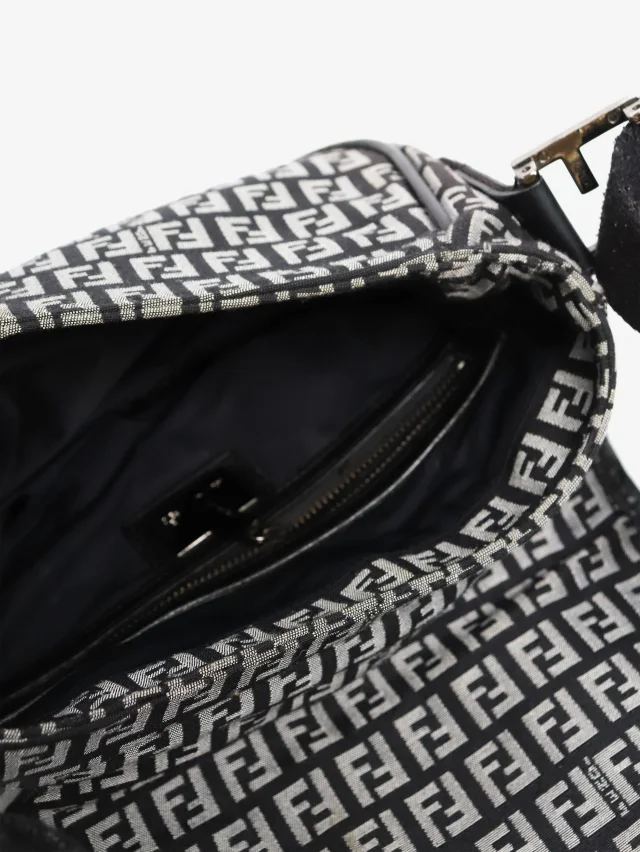 Fendi Black and grey Zucchino canvas shoulder bag in Black Canvas from Sign of the Times, photo 5 of 9