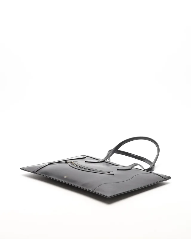 Celine Flat Cabas New Luggage Shoulder Bag in Leather from A Retro Tale, photo 4 of 9