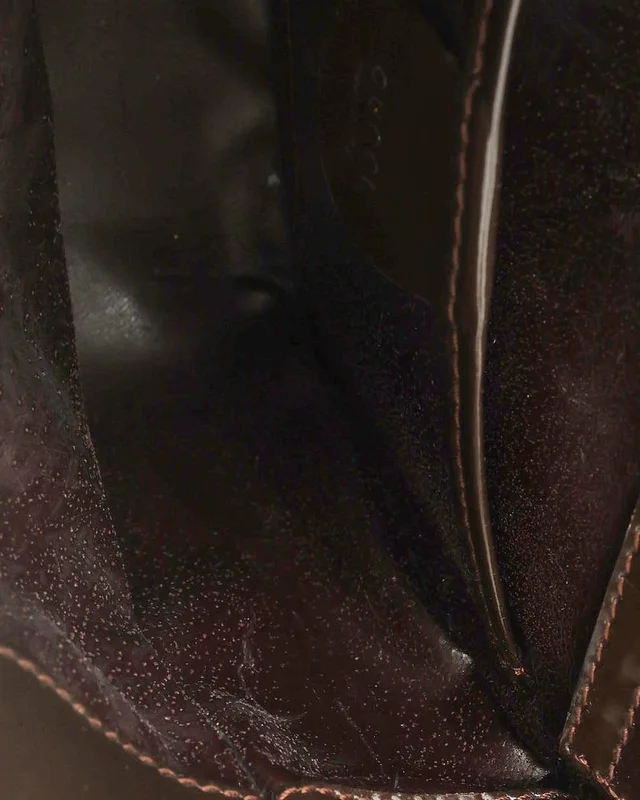 Gucci GG Patent Leather Bag in Patent leather from A Retro Tale, photo 9 of 10