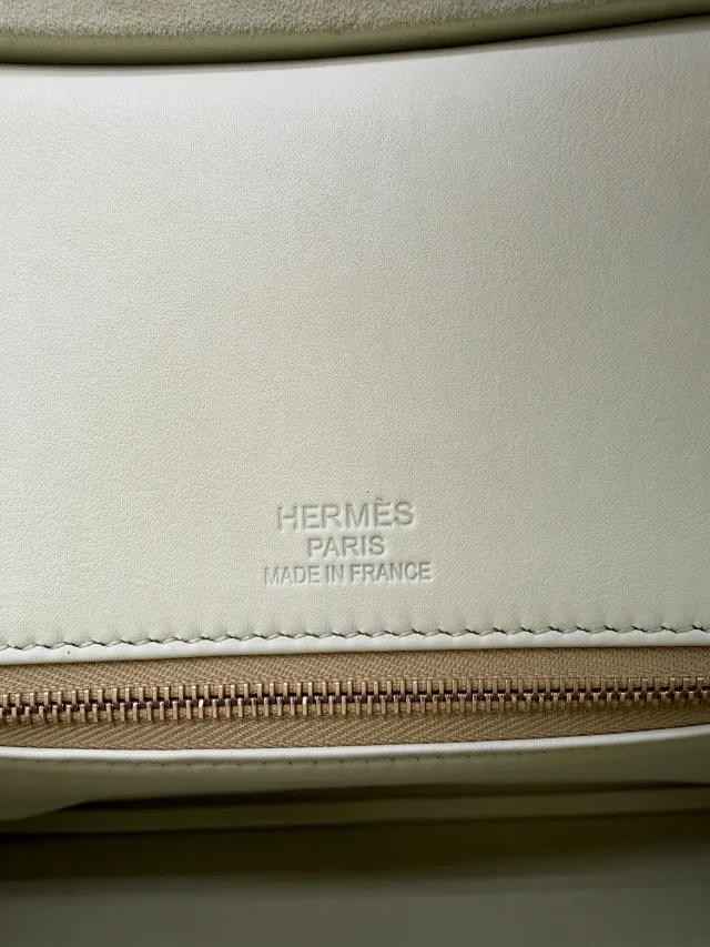 Hermès Birkin 30 Tilleul Doblis Permabrass Hardware from Luxury Promise, photo 11 of 11