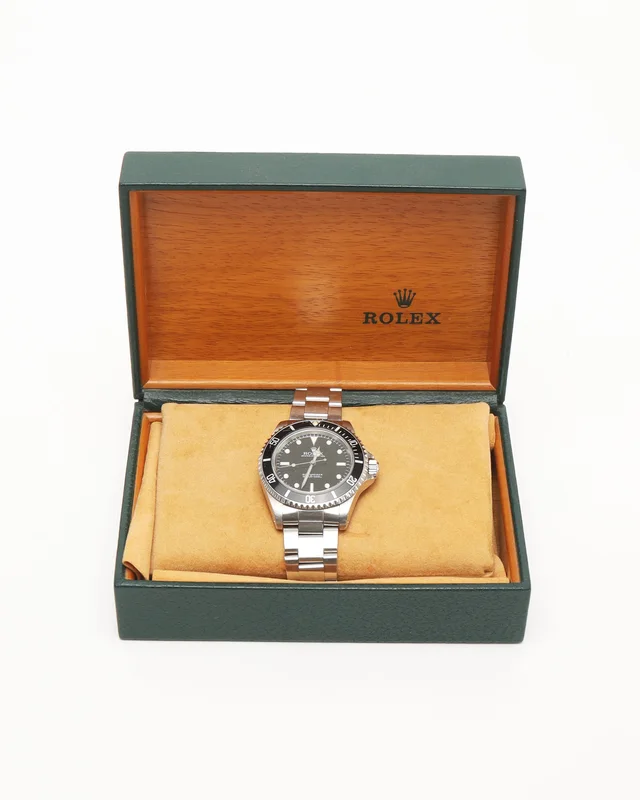 Rolex Submariner No Date 40mm Ref 14060 Watch from A Retro Tale, photo 2 of 2