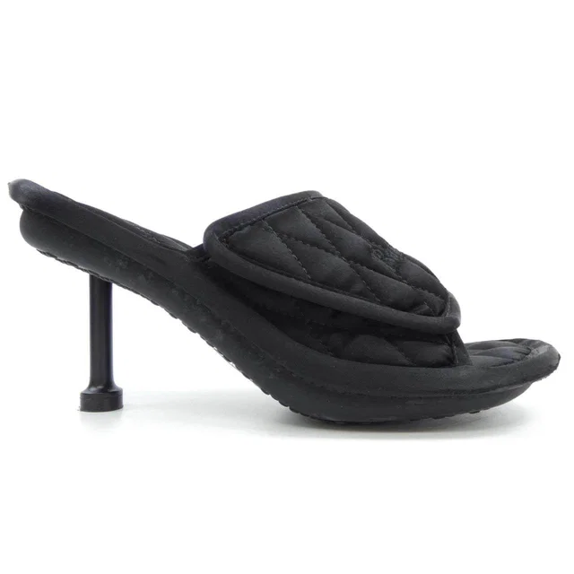 Balenciaga Heels & pumps from LuxUness