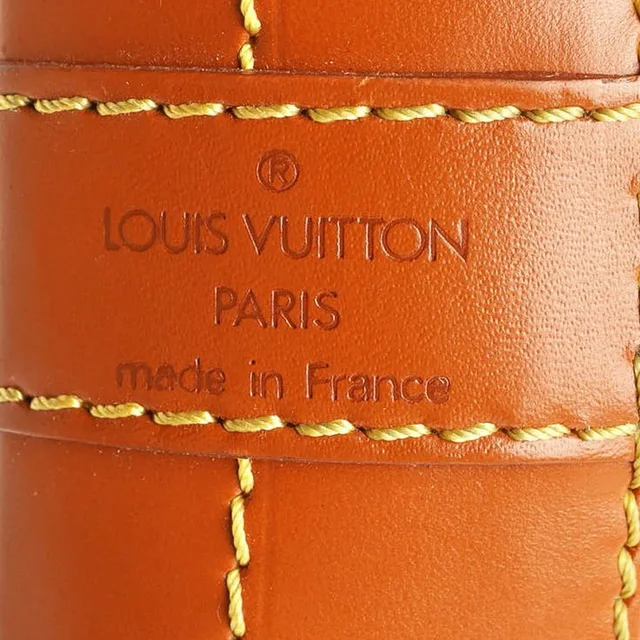 Louis Vuitton Epi Noé GM Bag in Leather from A Retro Tale, photo 7 of 10