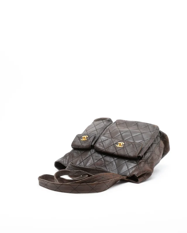 Chanel CC Vintage Tote Bag in Leather from A Retro Tale, photo 4 of 12