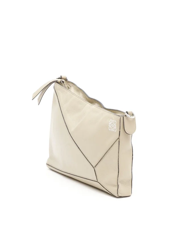Loewe Puzzle Shoulder Bag in Leather from A Retro Tale, photo 2 of 9