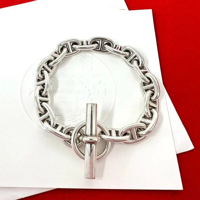 Hermès Chaine D'ancre MM 17 Links Bracelet 925 Sterling Silver in Silver from The Reluxe