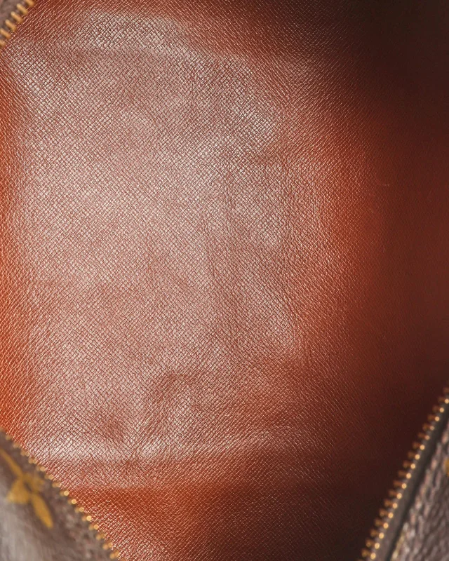 Louis Vuitton Monogram Papillon Pochette 30 Bag in Coated canvas from A Retro Tale, photo 9 of 10