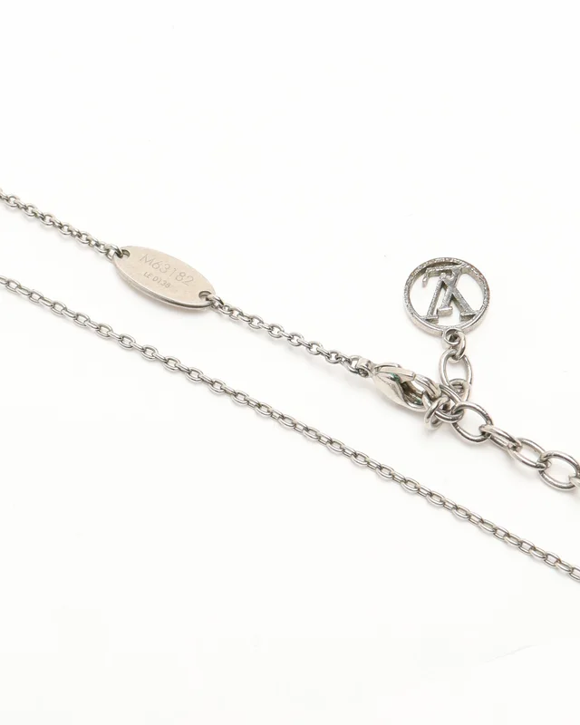 Louis Vuitton Essential V Necklace from A Retro Tale, photo 4 of 4