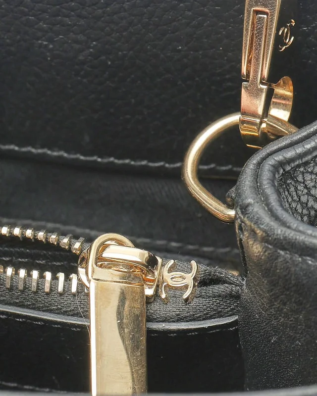 Chanel Caviar Neo Executive Bag in Caviar leather from A Retro Tale, photo 11 of 12