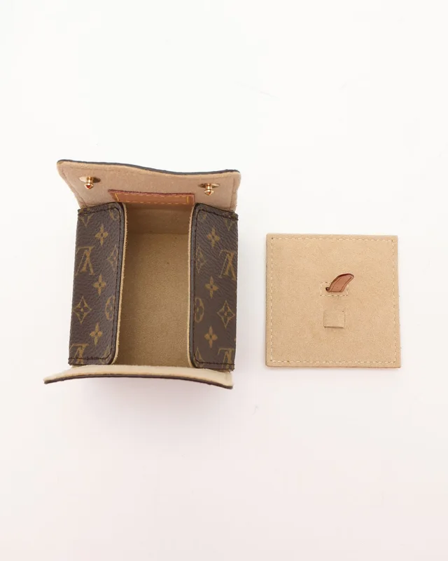 Louis Vuitton Vernis Brea GM Bag in Patent leather from A Retro Tale, photo 4 of 7