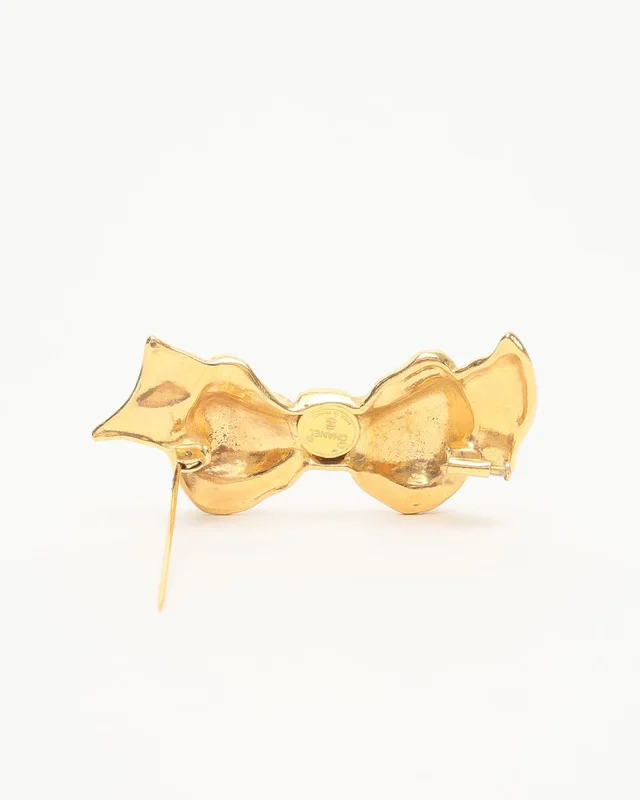 Chanel Bow Brooch from A Retro Tale, photo 2 of 3