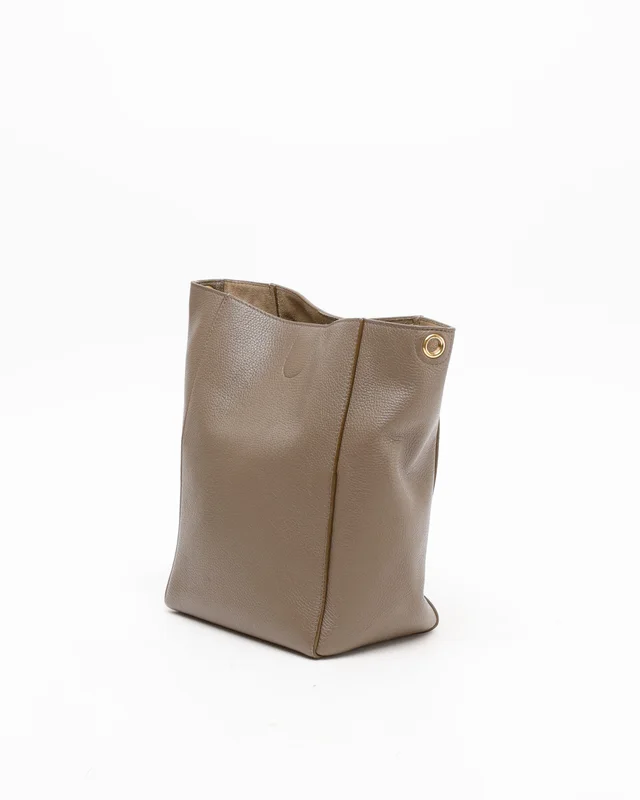 Celine Sangle Small Bucket Bag in Caviar leather from A Retro Tale, photo 3 of 7