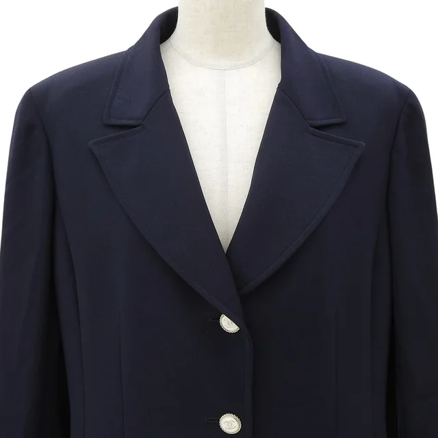 Chanel 1997 vintage CC mark button jacket #42 Navy in Navy Wool from VINTAGE QOO TOKYO, photo 2 of 2