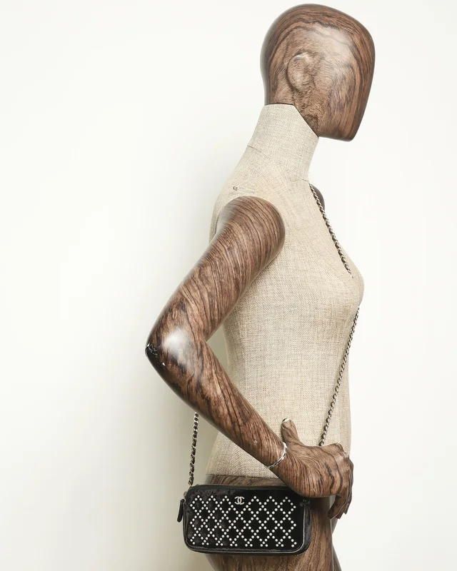 Chanel Velvet Pearl Double Zip Wallet On Chain Bag in Velvet from A Retro Tale, photo 13 of 13