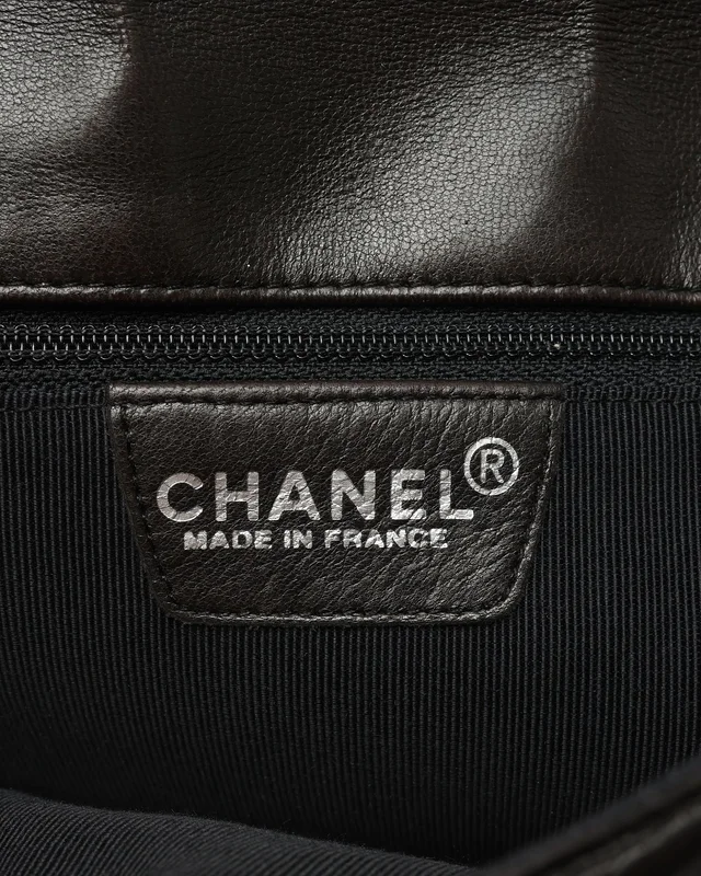 Chanel Reissue Chocolate Bar Single Flap Bag in Brown from A Retro Tale, photo 9 of 11