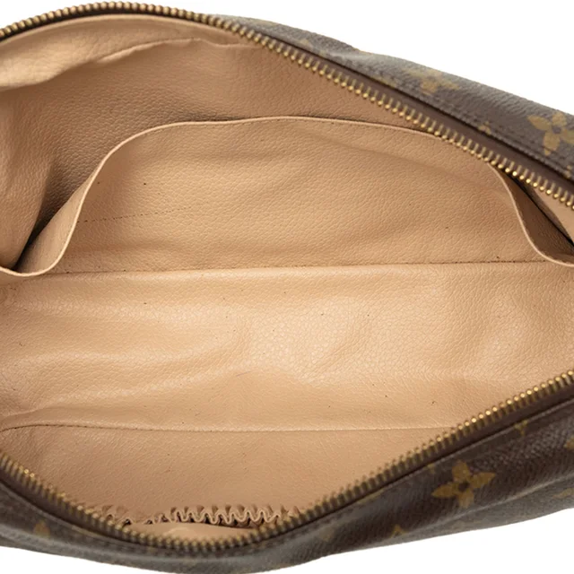 Brown Louis Vuitton Monogram Trousse Toilette 28 Clutch Bag in Brown Coated canvas from Designer Revival, photo 2 of 2